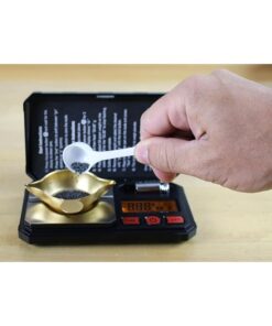 Alternative view of Lyman Digi-Touch Rechargeable Digital Powder Scale 1500 Grain Capacity