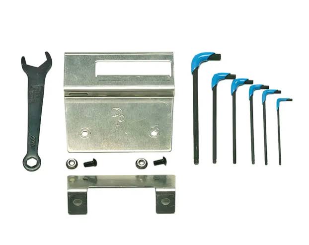 Dillon Precision Press Tool Holder with Wrenches RL550, XL750